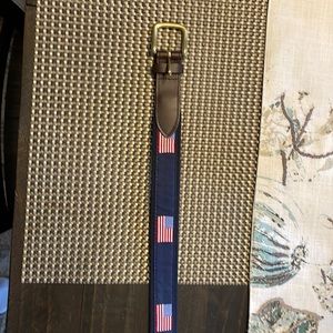 Vineyard Vines belt, nwot